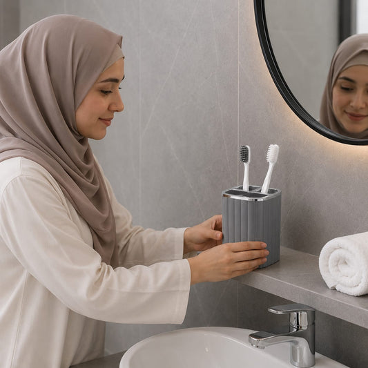 Elite Ribbed Toothbrush Holder – Compact Bathroom Organizer